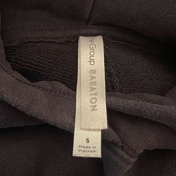 Aritzia The Group Babaton Zadie Hoodie Black size Small - Picture 16 of 16